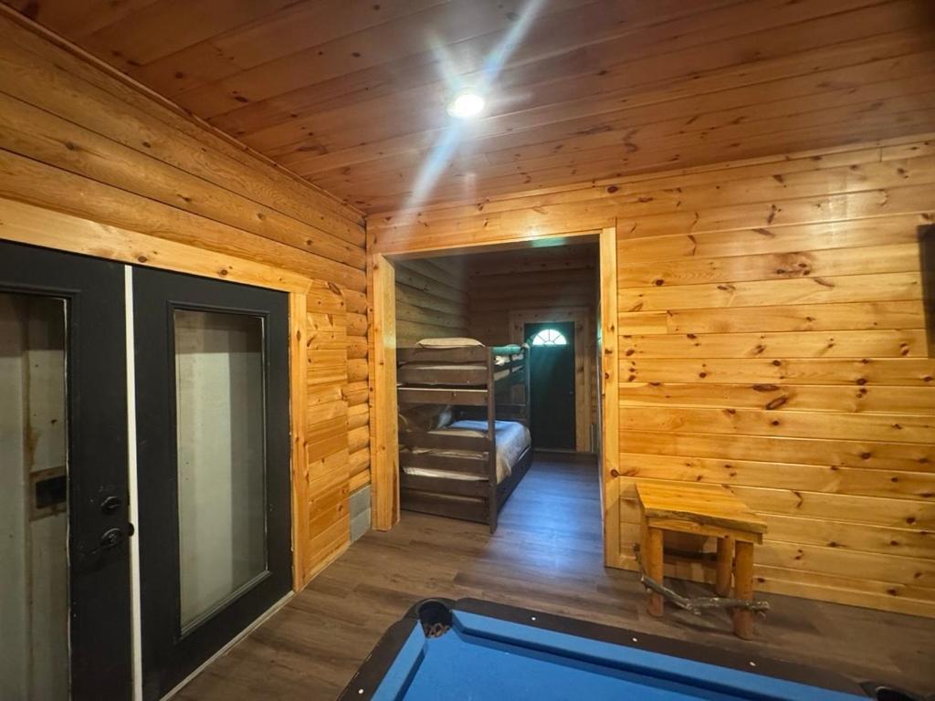 Hot Tub Fire Pit Game Room Theater Easy Access Sleeps 12 - Black Bear Lodge Pigeon Forge Εξωτερικό φωτογραφία